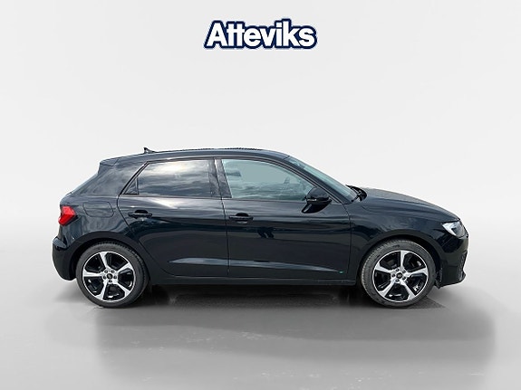 Audi A1 2 of 5