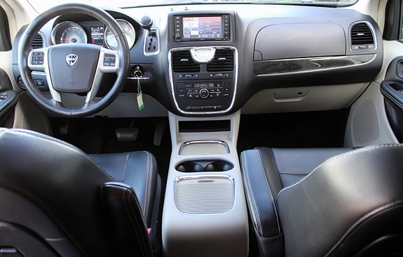 Lancia Voyager 9 of 20