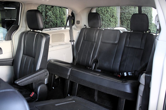 Lancia Voyager 16 of 20