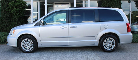 Lancia Voyager 3 of 5