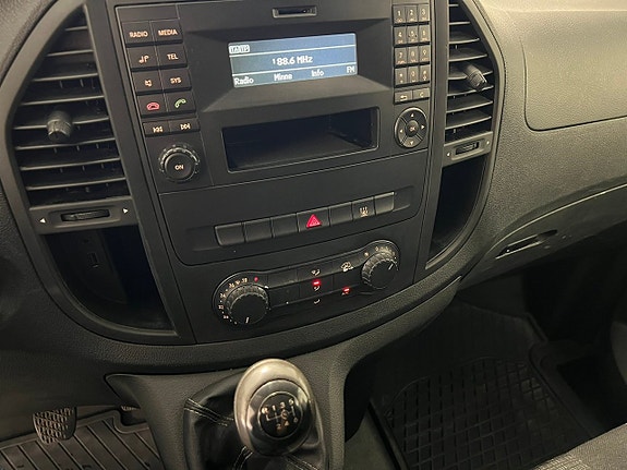 Mercedes-Benz Vito 111 9 of 12