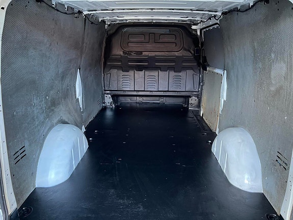 Mercedes-Benz Vito 111 13 of 13