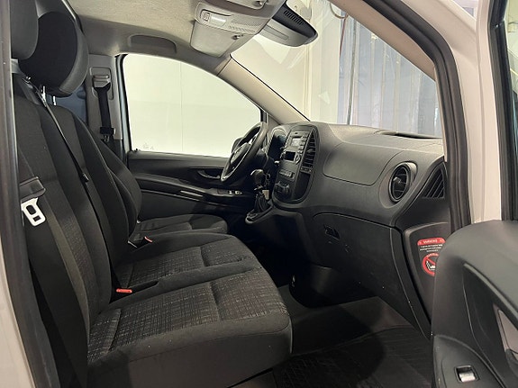 Mercedes-Benz Vito 111 11 of 12