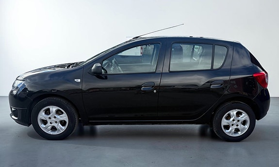 Dacia Sandero 8 of 11