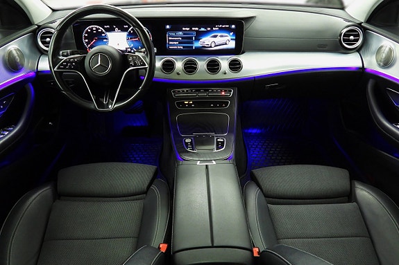 Mercedes-Benz E220 20 of 30