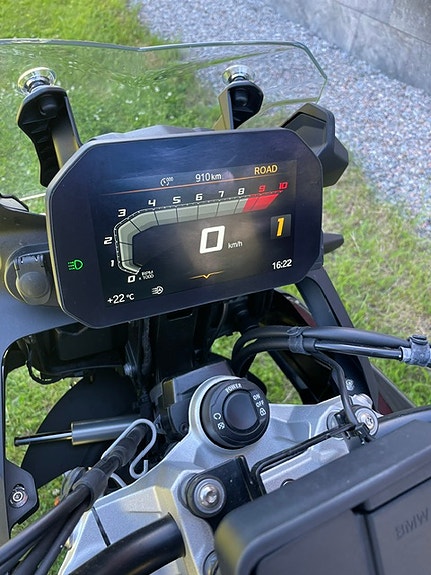 BMW F 750 GS 5 of 12