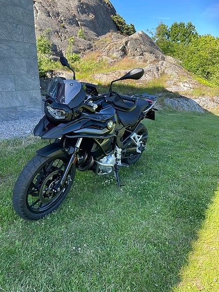 BMW F 750 GS 4 of 5