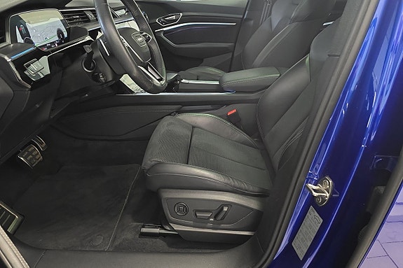 Audi Q8 6 of 26