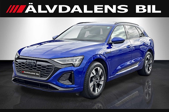 Audi Q8 2 of 26