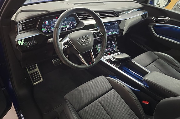 Audi Q8 5 of 26