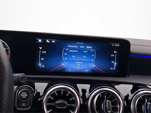 Mercedes-Benz CLA200 21 of 30