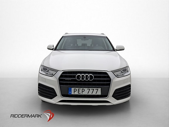 Audi Q3 3 of 5