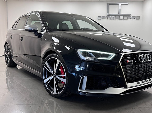 Audi RS3 2 of 5