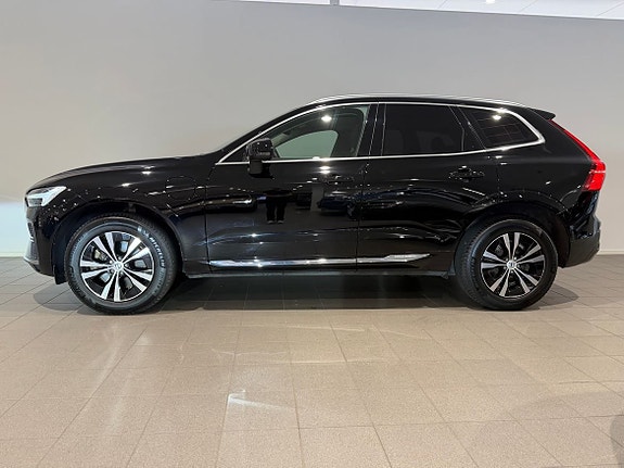 Volvo XC60 3 of 5