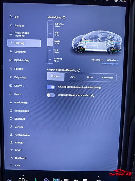 Tesla Model X 22 of 27