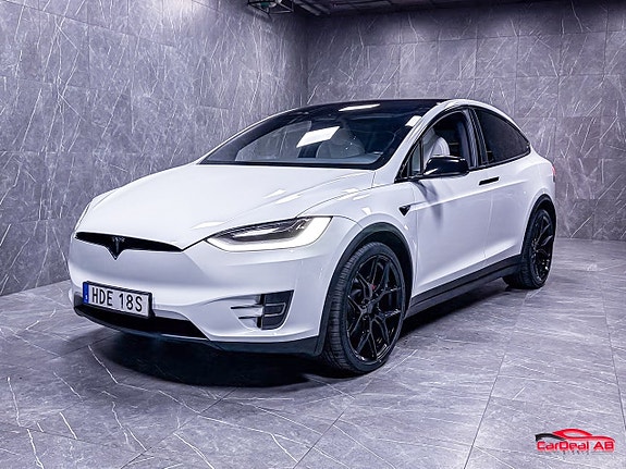 Tesla Model X 3 of 27
