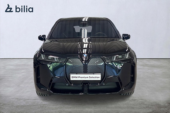 BMW iX 5 of 20