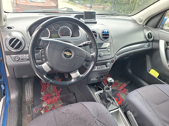 Chevrolet Sedan 7 of 8
