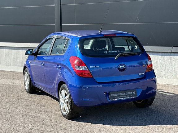 Hyundai i20 8 of 19