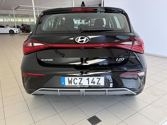 Hyundai i20 4 of 10