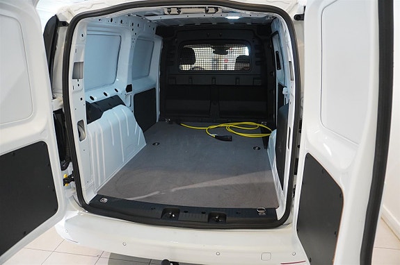 Ford Transit Connect 7 of 13