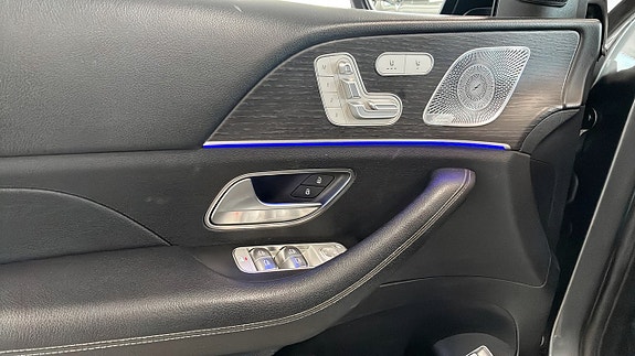 Mercedes-Benz GLE350 de 11 of 26