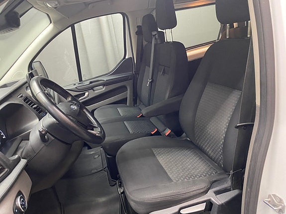 Ford Transit Custom 6 of 10