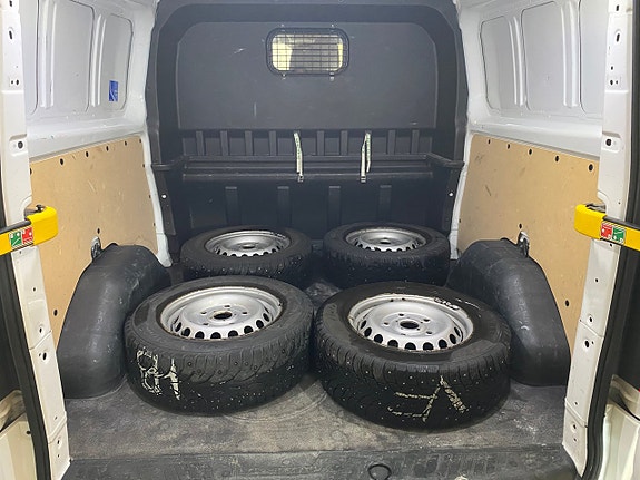 Ford Transit Custom 10 of 10