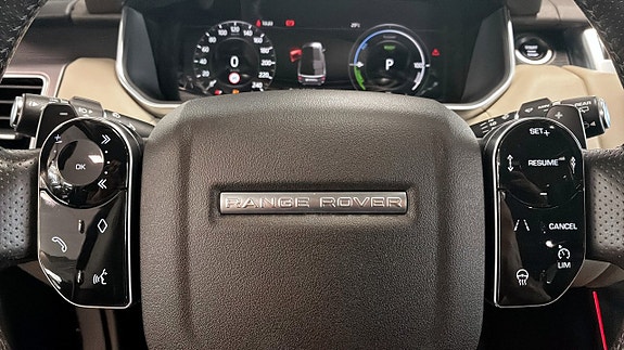 Land Rover Range Rover Sport 20 of 26