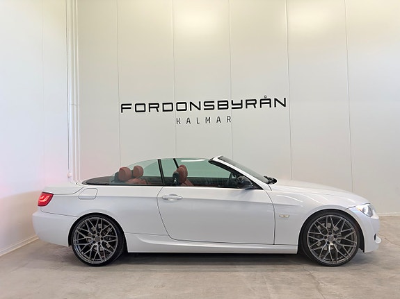 BMW 325d 4 of 5