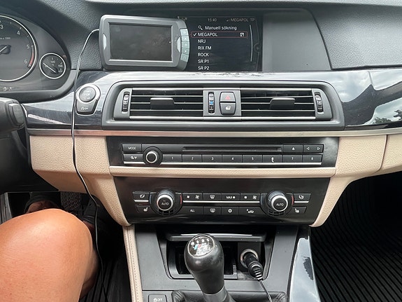 BMW 520d 4 of 5