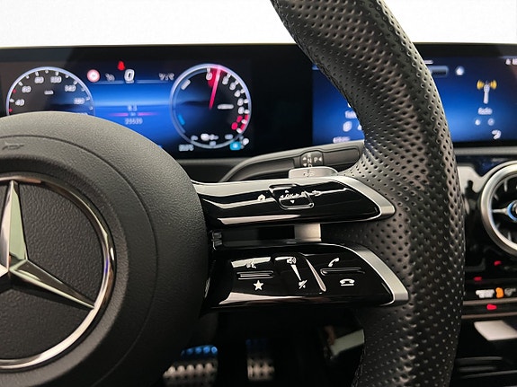 Mercedes-Benz CLA250 e 19 of 30