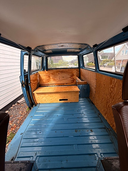 Volkswagen Transporter 8 of 9