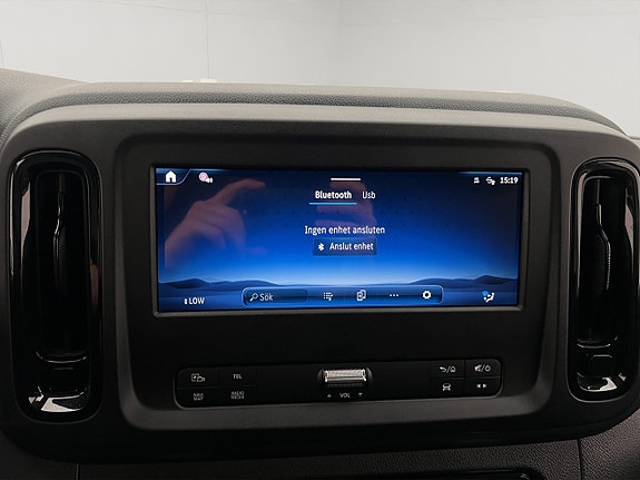 Mercedes-Benz eVito Tourer 24 of 30
