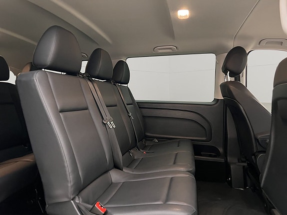 Mercedes-Benz eVito Tourer 27 of 30