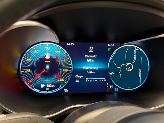 Mercedes-Benz C300 18 of 19
