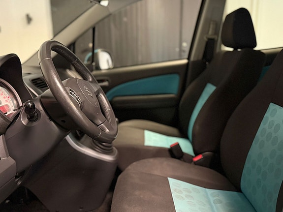 Suzuki Splash 7 of 14
