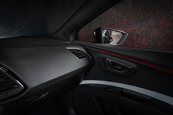 Seat Leon 18 of 28