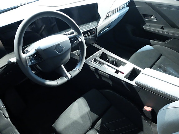 Opel Astra 6 of 7