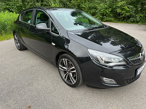 Opel Astra 4 of 5