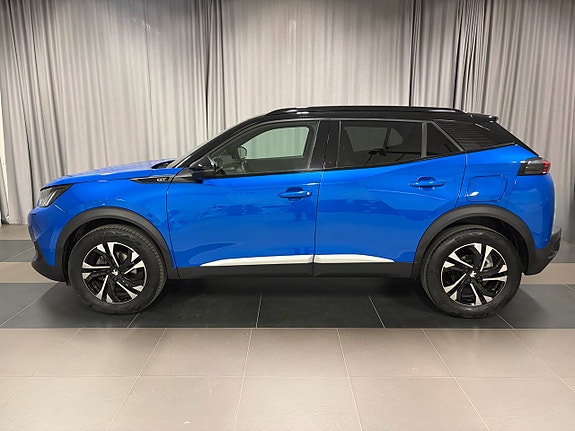 Peugeot 2008 2 of 5