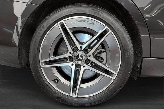 Mercedes-Benz C300 e 12 of 17