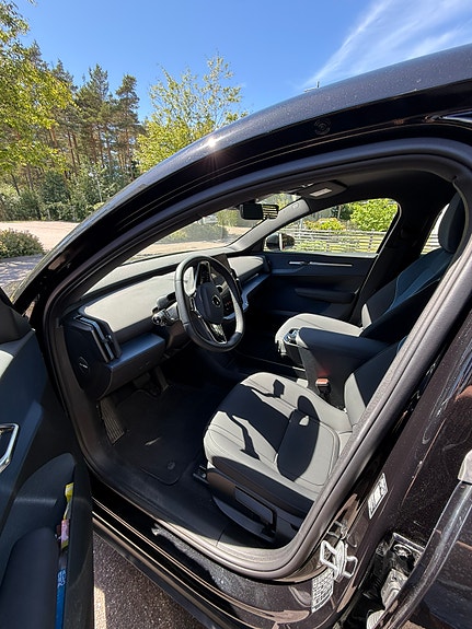 Volvo EX30 6 of 7