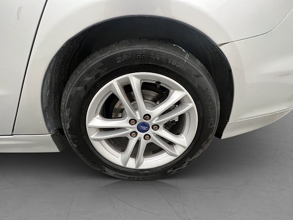 Ford Mondeo 27 of 28