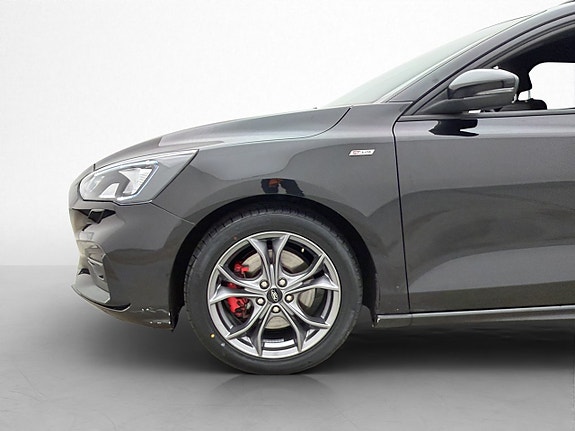 Ford Focus 30 of 30