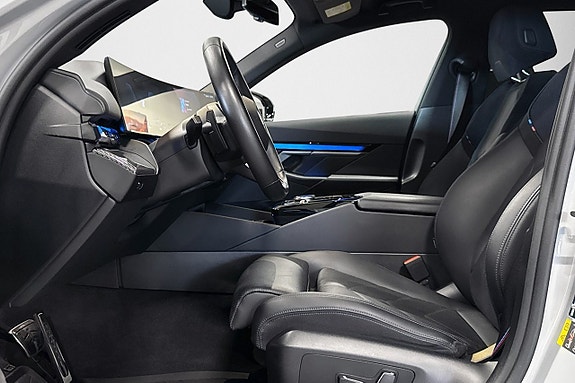 BMW 550e 11 of 26