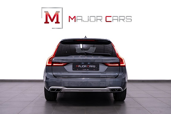 Volvo V90 Cross Country 5 of 5