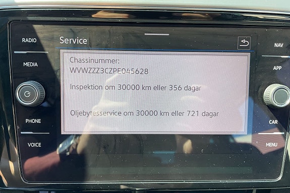 Volkswagen Passat Alltrack 18 of 18