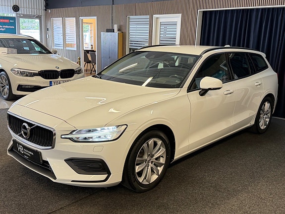 Volvo V60 3 of 5