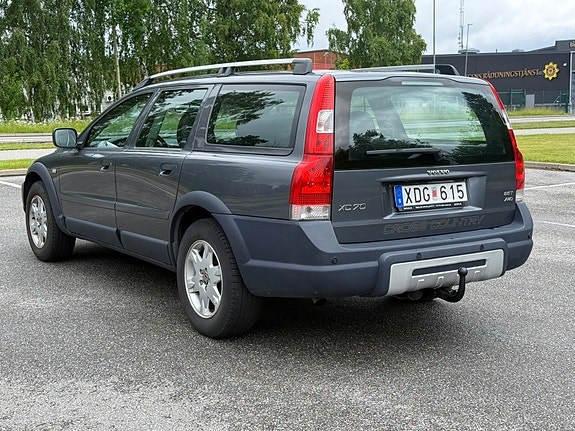 Volvo XC70 5 of 5